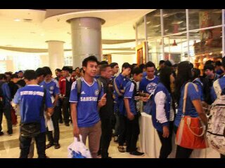 Keep fight your dreams|♥19-02-2007 n 10-12-2014♥ |I ♥ Y my wife @AlviantiNF|#CFC #KTBFFH