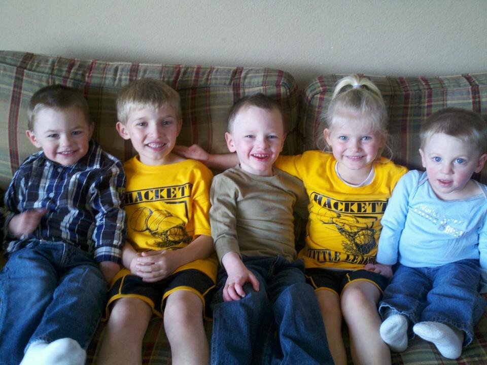 DestinyAvon1's profile picture. Avon Representative