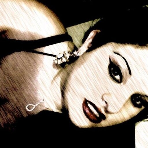 AVI is me ED GW1:150 GW2:135 Diagnosed Anorexic/BDD/LIV.e Bellydancing/Burlesque/Model/Musician/Writer/Magic/ Please follow me! xoxo I love all you Dolls!