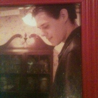 stich3dh3art's profile picture. I am the ghost in the shadows whispering in your ear, haunting your dreams, infesting your mind, you belong to me.