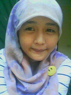 Sashikirana rachma azzahra ^_^ , Kim jong woon :* @shfly3424 I like music | love الله :* | empat belas kosong satu duaribu empet belas :* | LULUS UN.