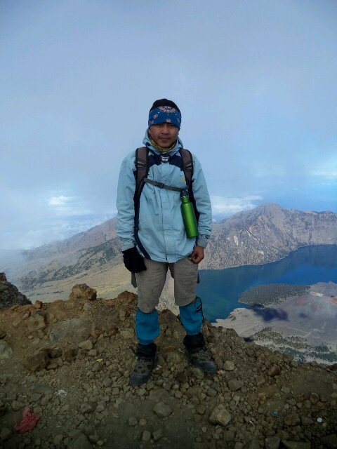 Mountainer | Adventurer | Love nature n natural | Music | Photography