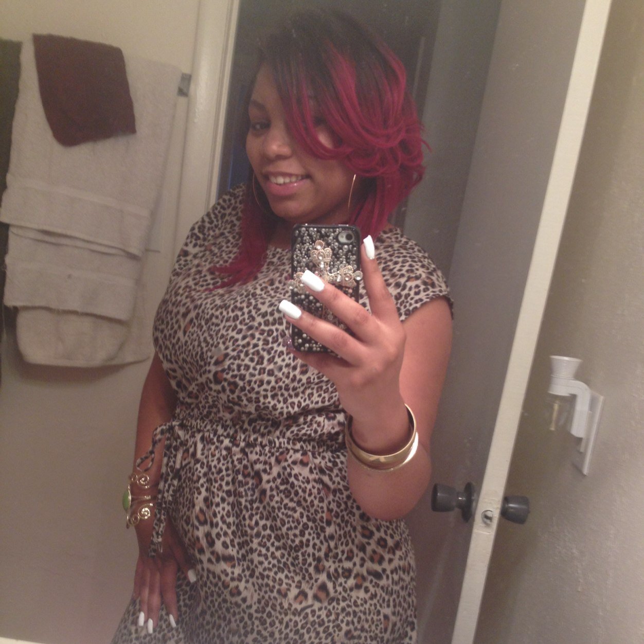 Church Girl :) Woman of God & A Woman w/ ambitions** .. #NCCU ... #TeamJesus [Proverbs:31 Woman] Insta:Lovelyy_Ambition ..Sweet Dreams Ciara!
