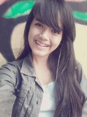 Love you mom (ɔˆ ³(˘⌣˘c) Raena Khoirunnissa~ 17 september 1997