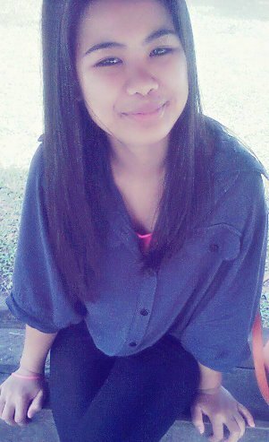 Hey guys ! Remember what I say , what goes around will come around to u . So please stop make a person that love u hurt :-*