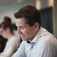 Online consultant bij full service internetbureau Flink. Online strategie, online marketing & sales, lifehacking, consultancy, conversie.