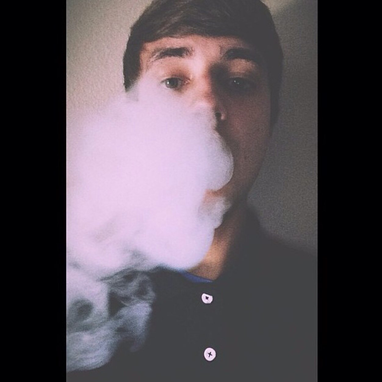 Hey people im robert, follow me, 
Your amazing
Don't let people drag you down 
Let the haters hate