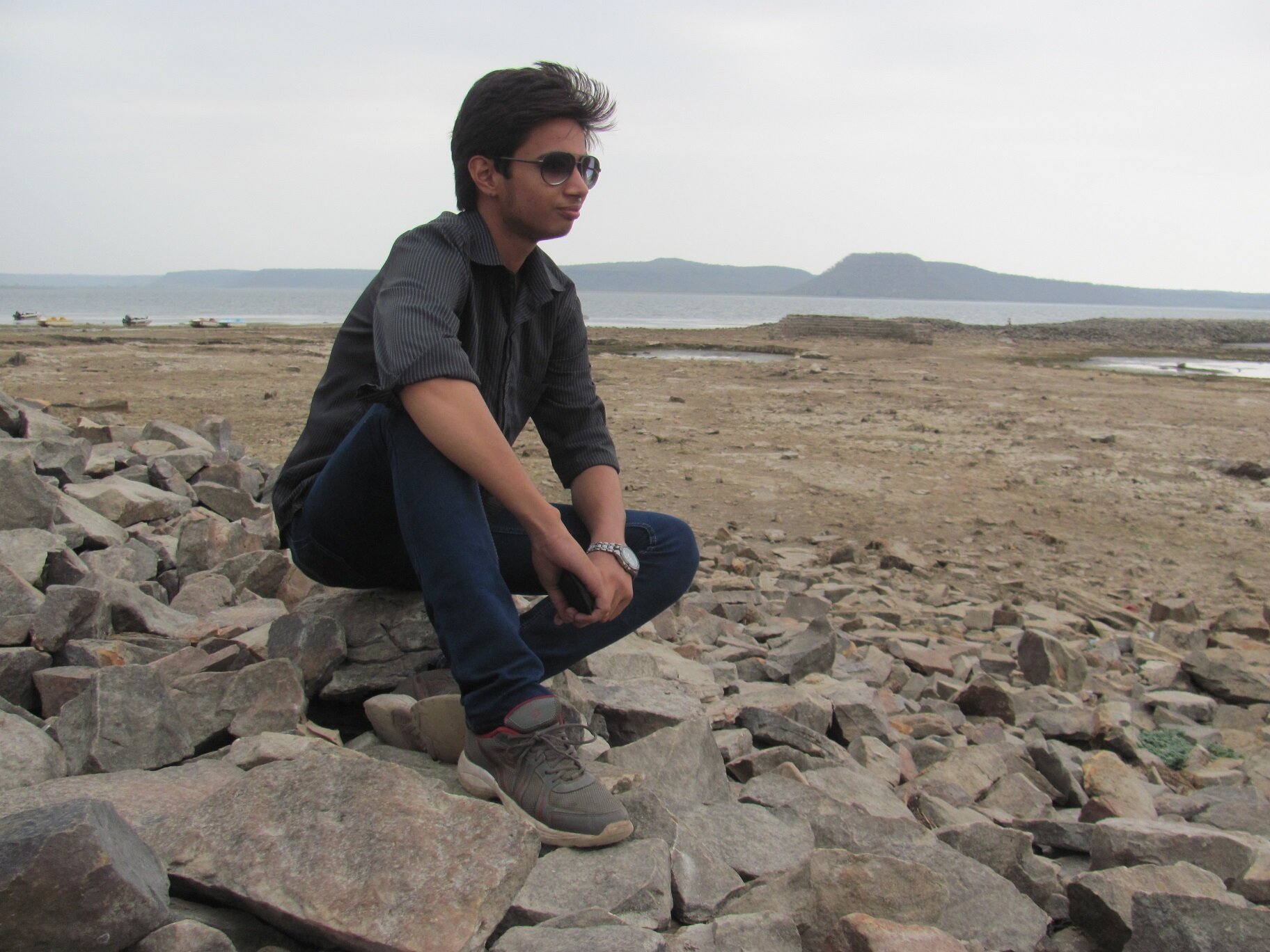 freakyfrn's profile picture. 