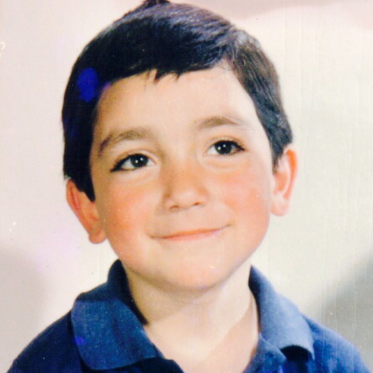 Juanito_BS's profile picture. Cuando todos juegan Poker yo juego Brisca / Cuando todos van a los festivales de moda, yo me voy a al festival de la Chicha en Rincón de mellado.