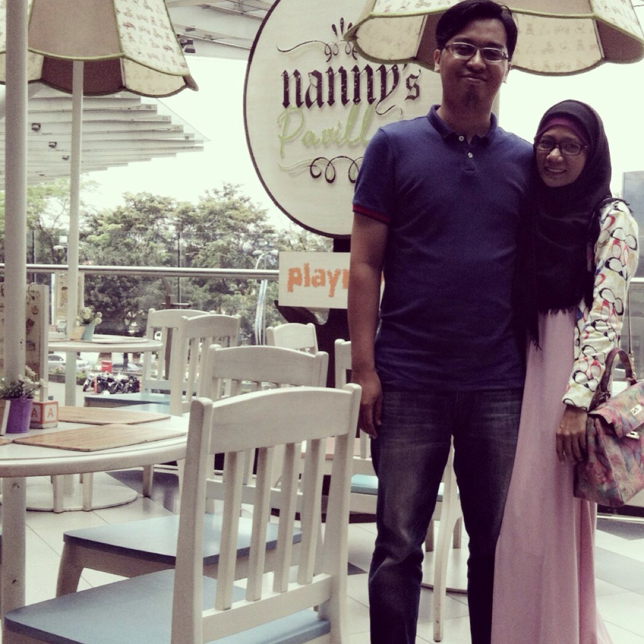 separuh agama dari @rahmaniarahma. That's all