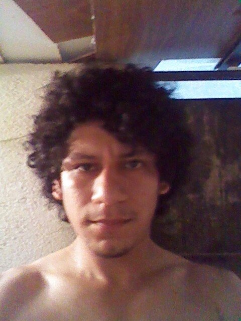 soy bajista de john zalamy larga vida al rock