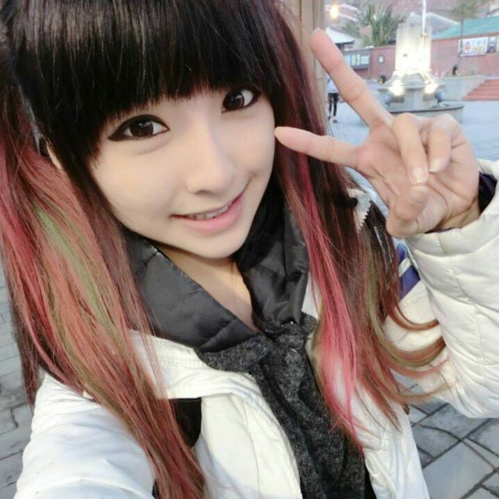 i love you all 3 ^^
Let's be good friends