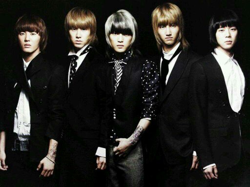 コピペネタを5人に改変してお送りしています｡すべてフィクションです｡お返事はメンバーがします｡作って頂いたイラストや画像はお気に入りの中にあります｡ 無言リプライは誤操作の可能性も憂慮してお返事をしていません｡