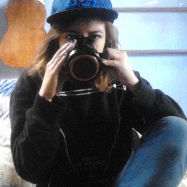 claracastellan7's profile picture. La piel es de quien la eriza.