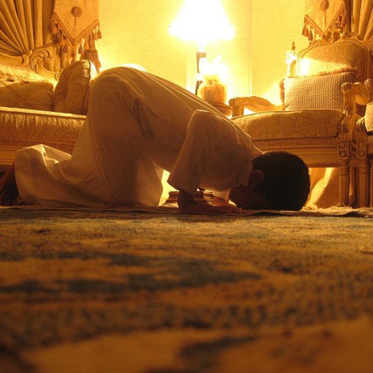 حظر لمن يتابعني ،شكراً لا أرغب بمتابعتي.. سبحان الله والحمدلله ولا إله إلا الله والله اكبر