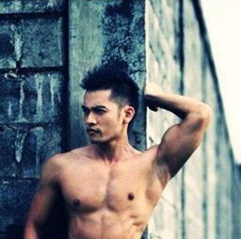 Naughty at the moment, I am caring to every people. Let's make a friendship