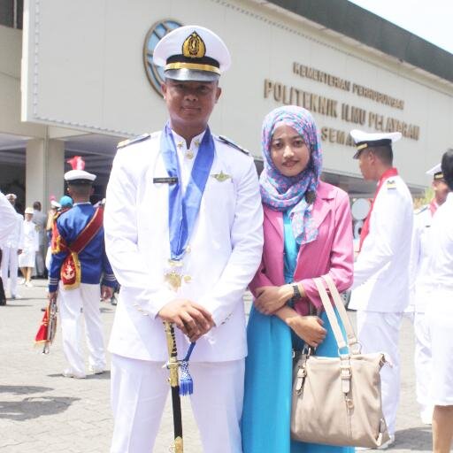 ayularasati9921's profile picture. 