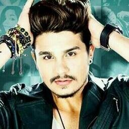 Eu quero só você..o resto.....Tanto faz @luansantana Nego respondeu 29/08/2013 as 22:41  Instagram: @fclsmeumeninocotia  ;)