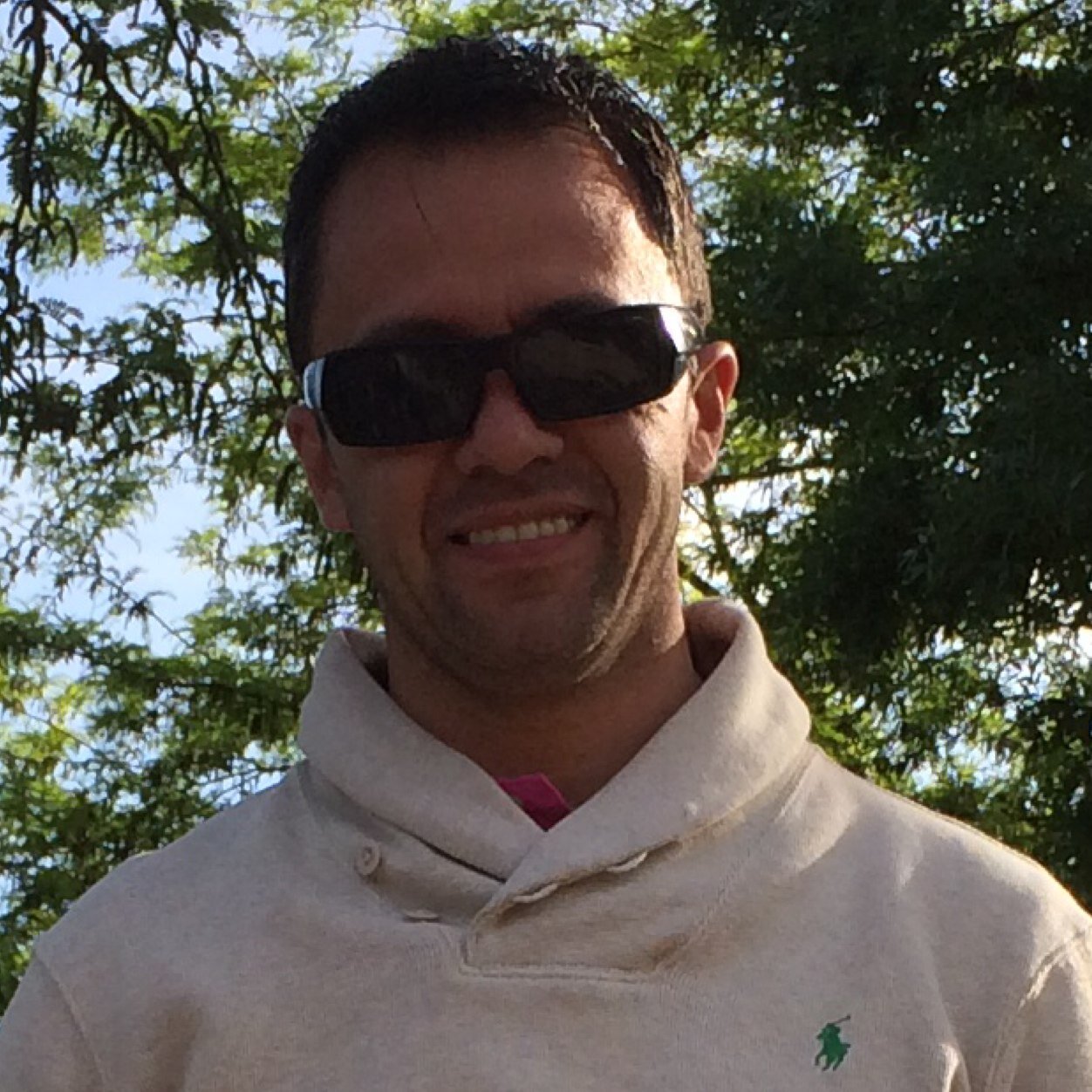 jhgm15's profile picture. 