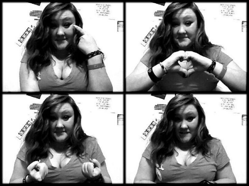 Youtube addict, Music is my life, Books are my escape, and smart boys are my weakness haha. Seeya 3