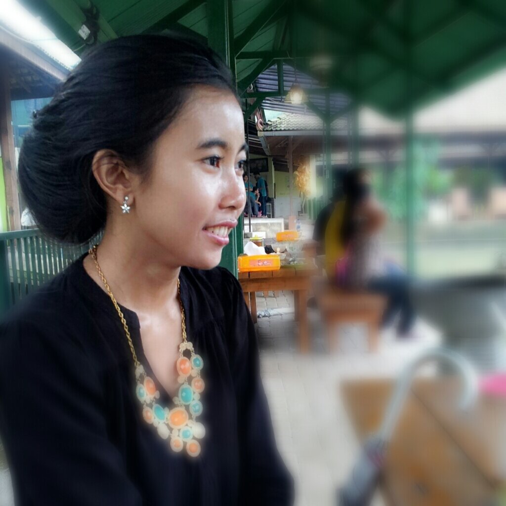 naadnadya's profile picture. how lucky i am to have you ♥@sogiie
fashion - floral - hellokitty
ig : @naadnadya