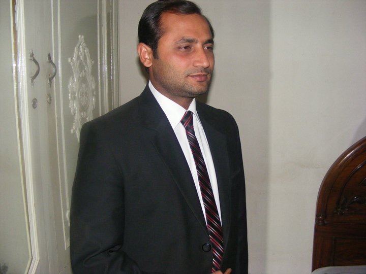 Me a land lord from Chiniot and a Officer in Islamabd.