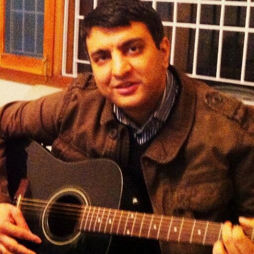 Reader, foodie, almost a guitarist, nearly a writer!                                        Exhibits momentary lapses of reason, sudden flashes of brilliance.