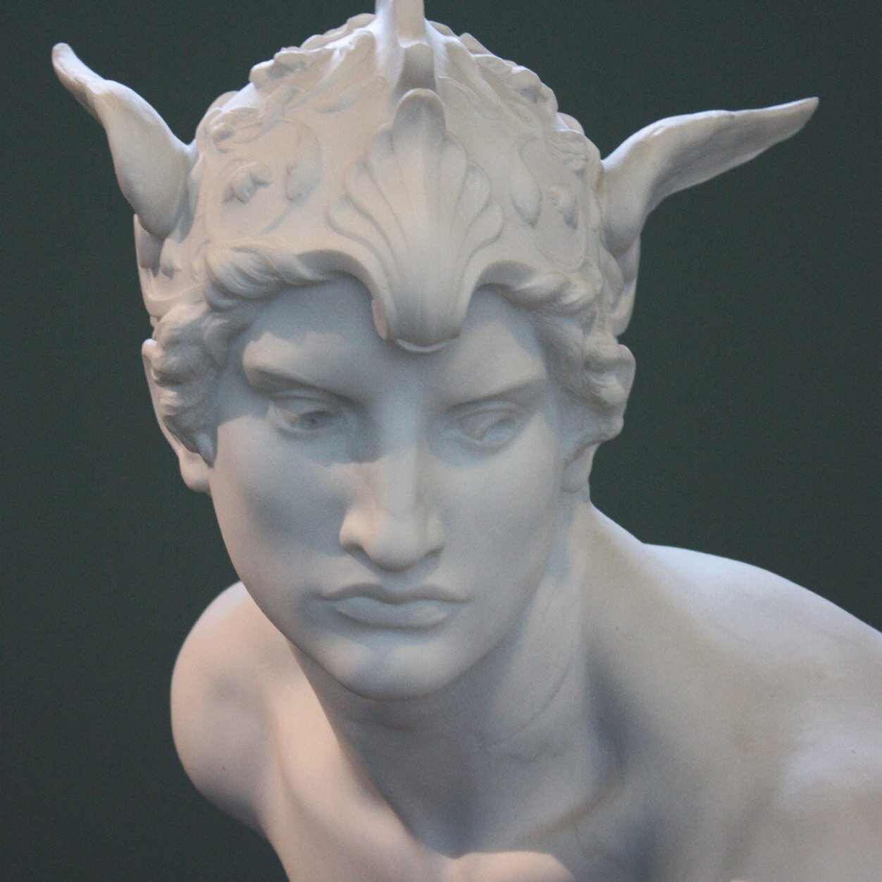 relates's profile picture. Tweet me in English or Arabic غردوا إلي بالإنجليزية أو بالعربية الفصحى