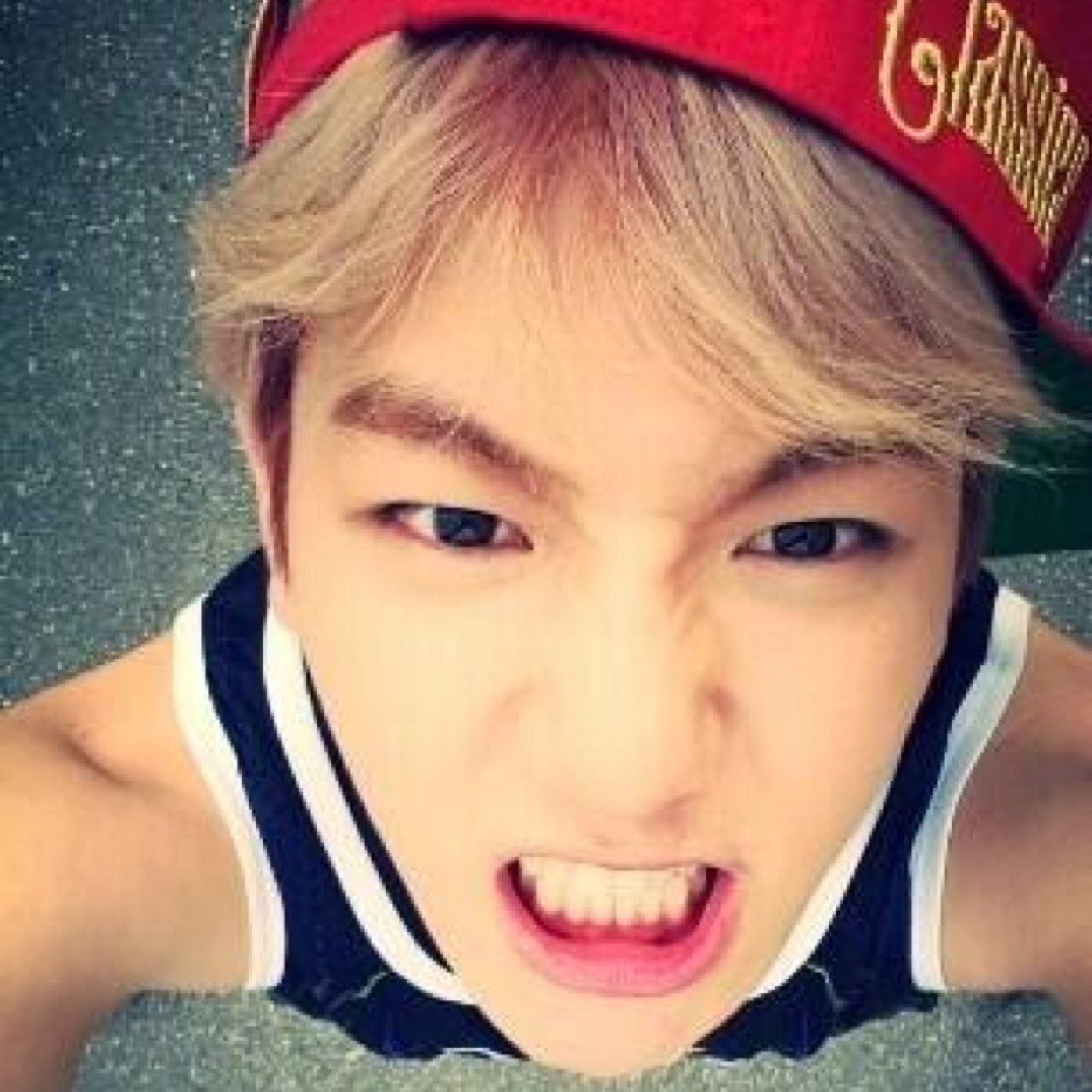 แอคฟอลฟรี | แอคเทรนให้เอ็กโซ | ฟรุ้งฟริ้ง