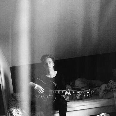 - I SEE THE WORLD IN BLACK AND WHITE -