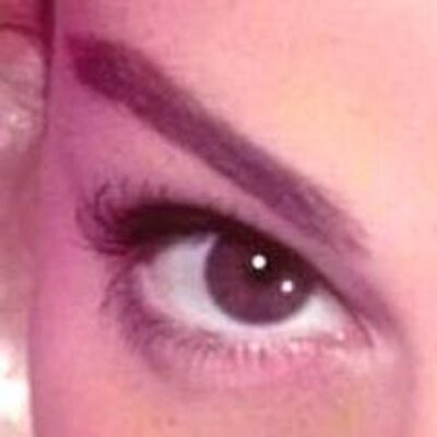 Profile Picture of Ángela González (@AngelaHGonzalez) on Twitter