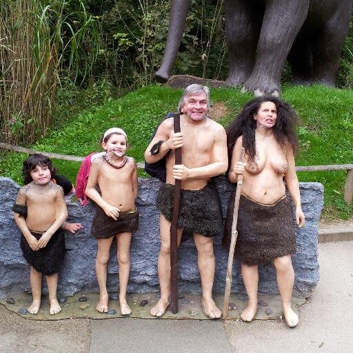 DougallGordon's profile picture. Artistic Director Limelight Music Scotland and member of The Maggie Reilly Band. Film music composer, theatre director,writer and SFA football coach.