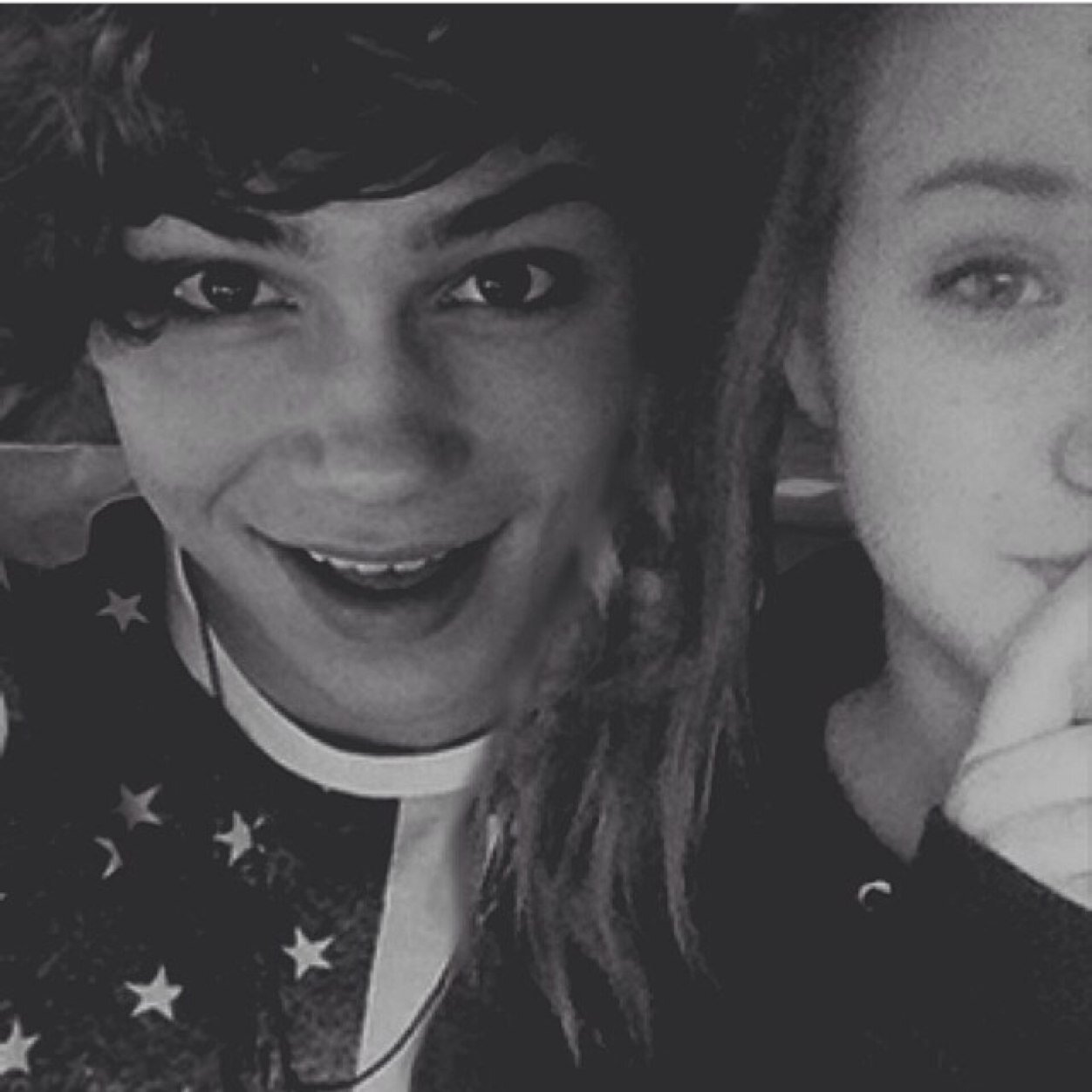 ohsydneyidk's profile picture. ☯ slaying you is my favourite thing to do ☯