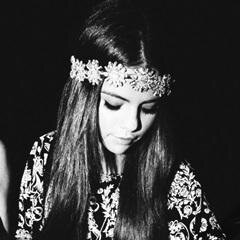 Icons, headers, bg's y banners. Haz tu pedido en ask: http://t.co/AyXv9v4gYO (pide follow back).