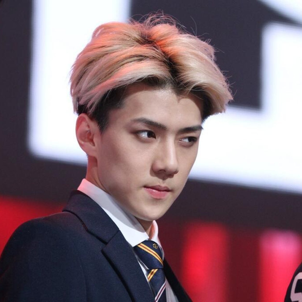 Pearpp9605's profile picture. จะฟอลกลับขอเชิญแอคนี้ @Pearpp96 เป็นแอคหลุมอันแรก สร้างเพื่อหนีสามีที่ชื่อ ลิมิต แล้วเอาไว้ฟอลกลับหรือเทรนบ้างเป็นประปราย