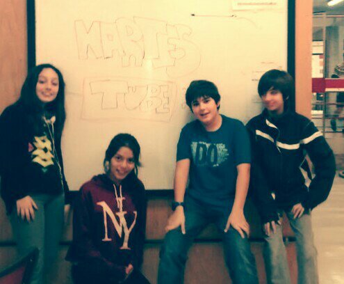 Programa de radio especializado en internet de argentina del colegio aula xxi http://t.co/av1IeO9SrM