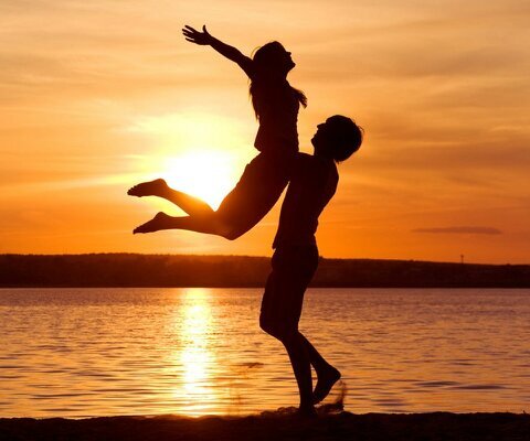 Tweets about love & inspiring • ... • Just follow us :)