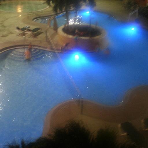 theglem4's profile picture. Nerd, amateur voice-actor, student, trying to find my way, and "extremely attractive."