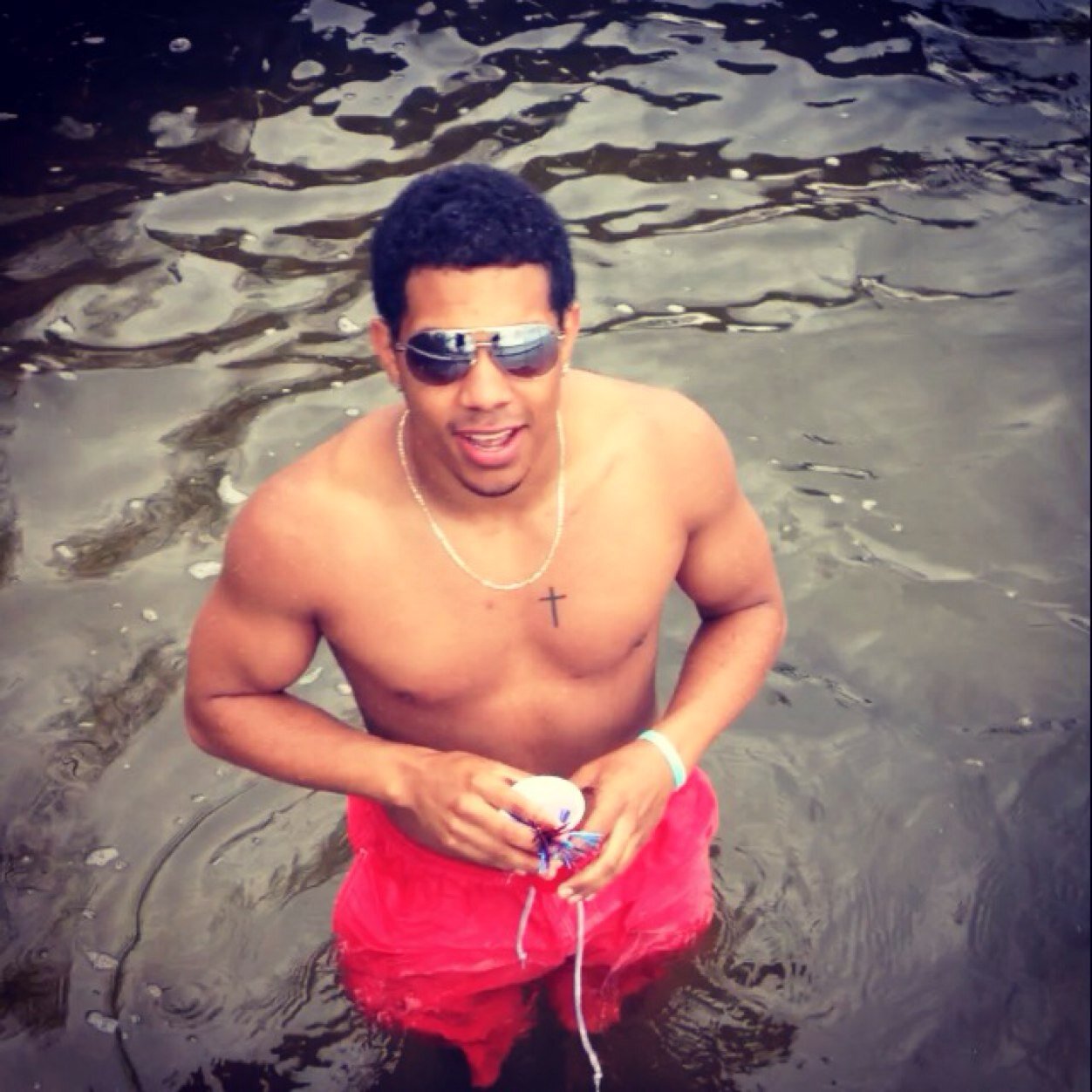 19 year old Hip Hop/Pop Artist and Producer from Milwaukee Wisconsin. Follow for a follow back! Tryna make my way