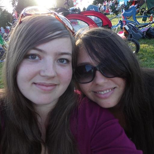 wildflower25mum's profile picture. vegan, festival/event worker and proud mum of @WildFlower251 and @LeviMarley914