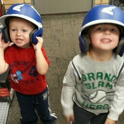 DFW SPORTS FAN FOR LIFE! I am a husband, dad of 3 and Christian.