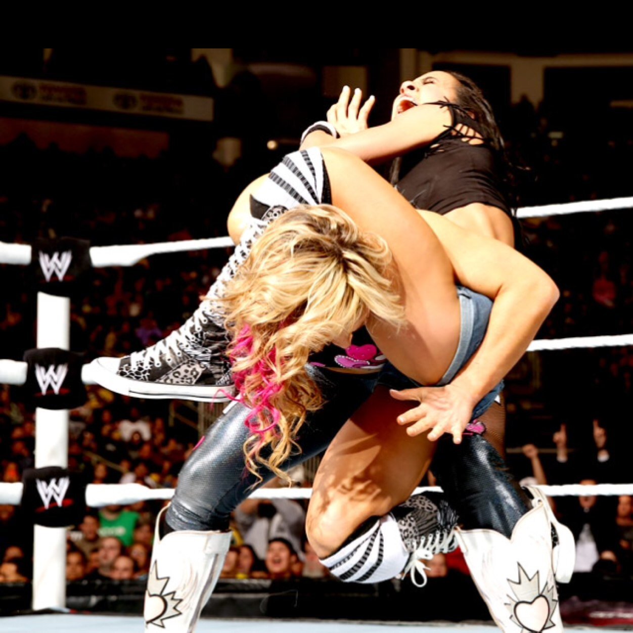 wwe_ajleefan's profile picture. Huge AJ Lee fan! - Summer Rae - Charlotte - Naomi - Alicia Fox - John Morrison - Shelton Benjamin - Tyson Kidd - Justin Gabriel