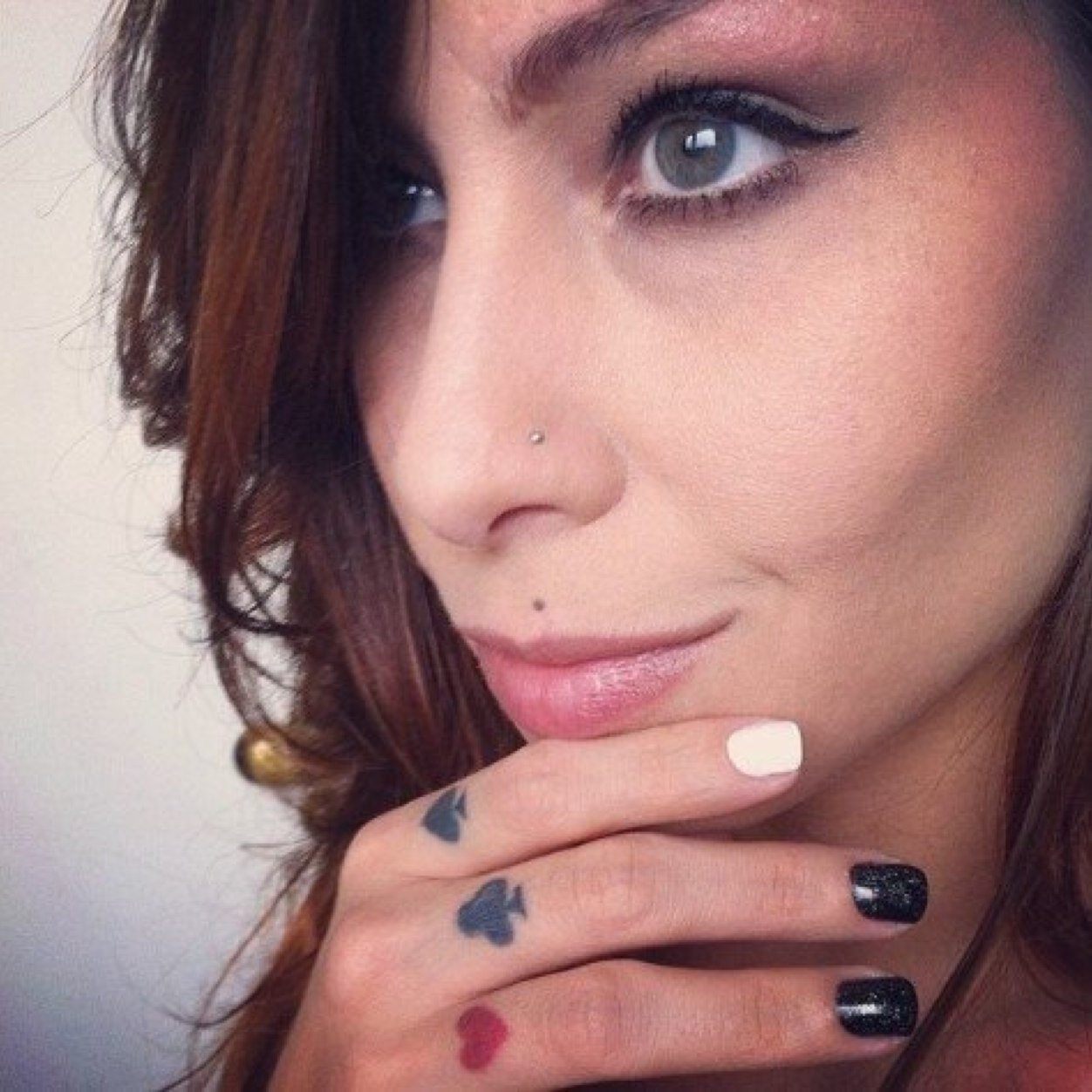 Apenas uma fã da pitty querendo falar um pouco sobre ela, se tbm e fã segue ae *-*' leones ate o fim Dona @paixaoi ♪