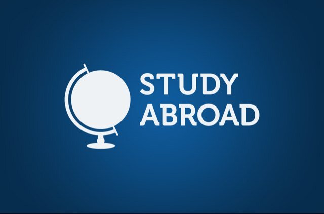 شركة (ادمشن فور يو) لتوفير القبولات الجامعية واللغة ببريطانيا