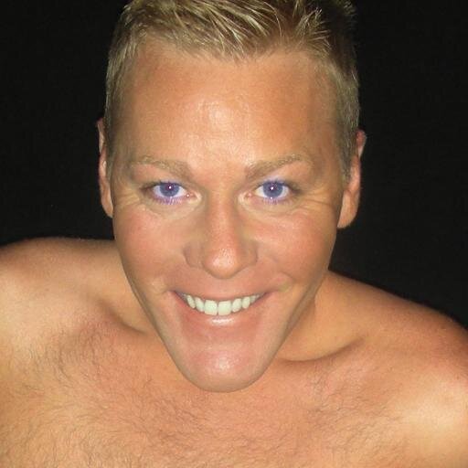 Joshie76's profile picture. singer,hairdresser,dog lover