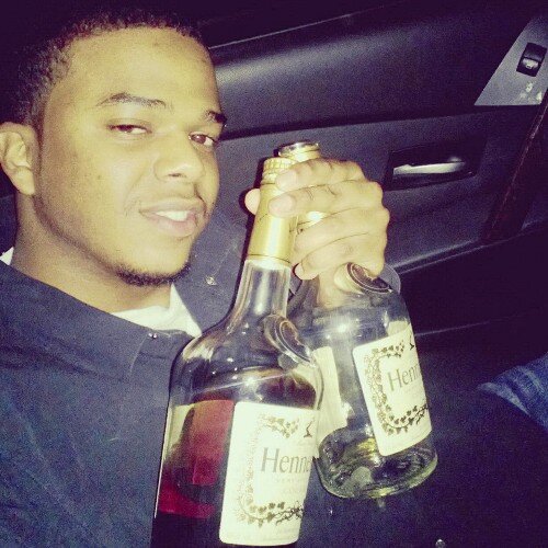 T_Touch's profile picture. When you have alot of money you have no time, If you have alot of time you have no money... :-$   #NetworkMarketing  #GetitHowULive #MoneyPowerRespect