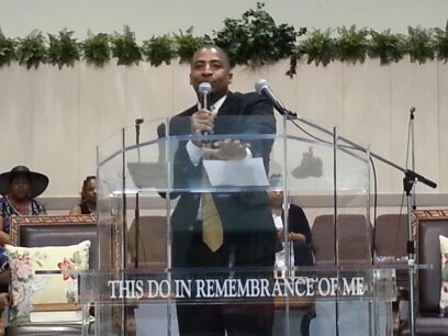 Pastormlmcneill's profile picture. 