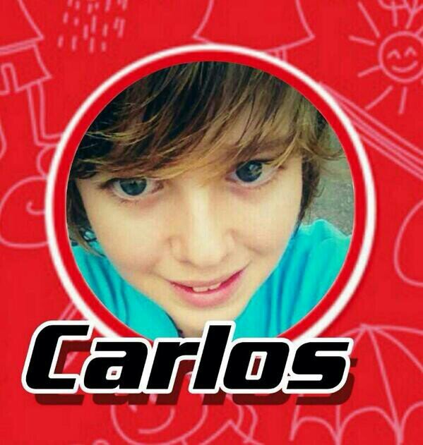 flipando gracias a marta carlos iglesias me sigue no me ase falta nada mas oara tener mi sonrrisa grande si el sonrrie tequiiero carlos carleitor sempre ♥