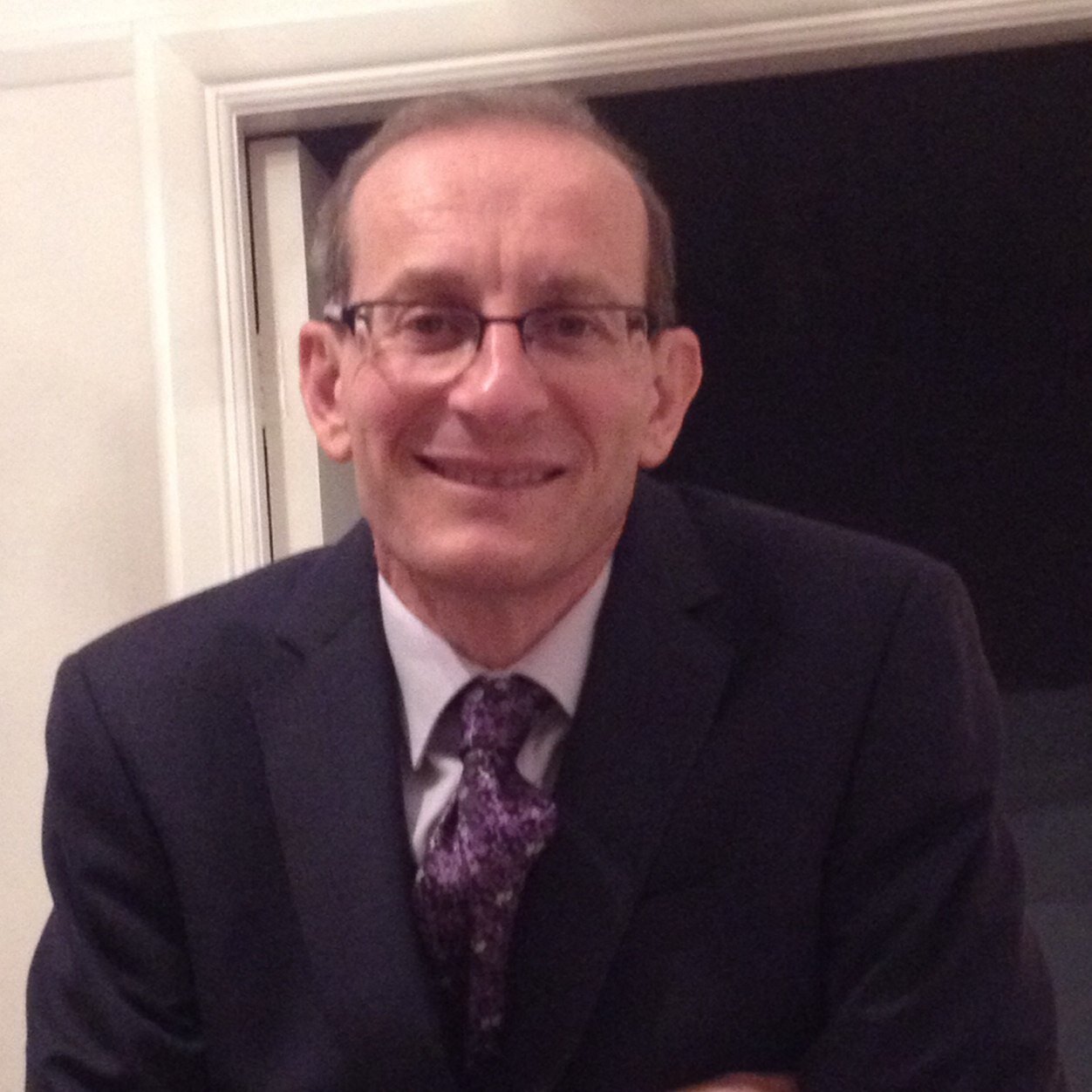 Litigation lawyer. Helping people sleep easier by taking the stress out of their litigation.