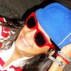 amiga linda amuu tuh @paulinhaleite